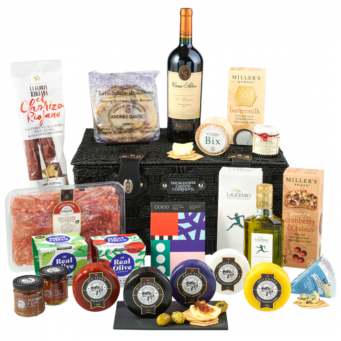 snowdonia cheese festive celebration hamper 700x700 1