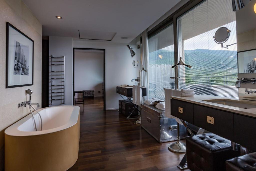 Argentario Golf Wellness Resort bathroom