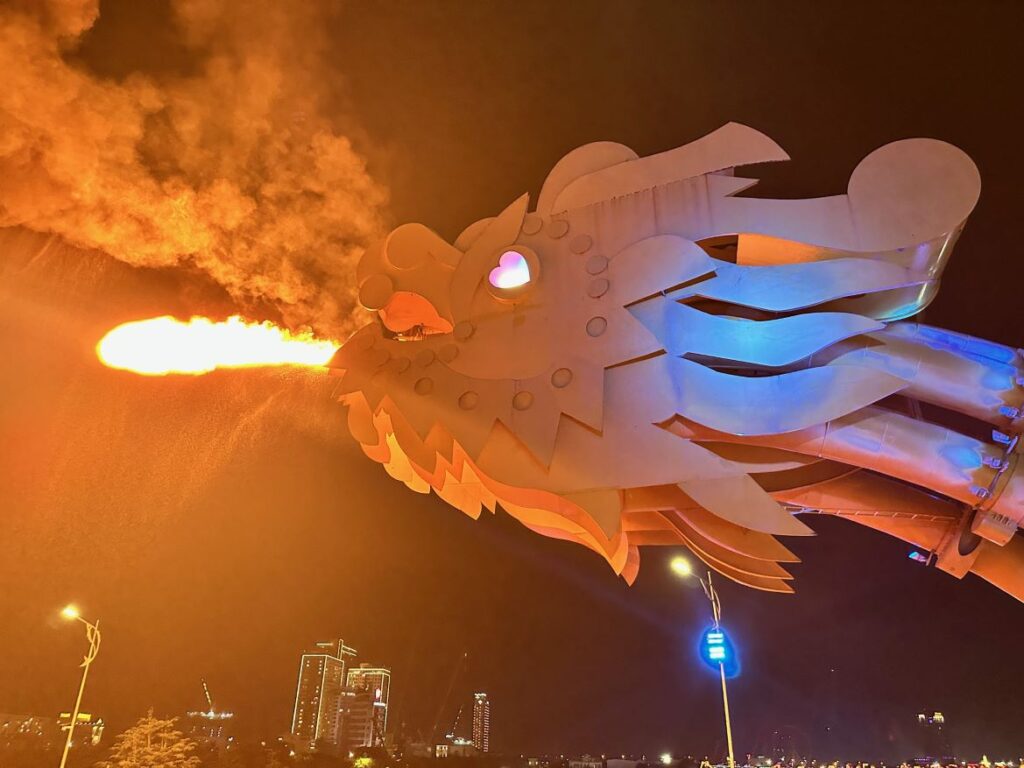 Hyatt Regency Da Nang Dragon Bridge