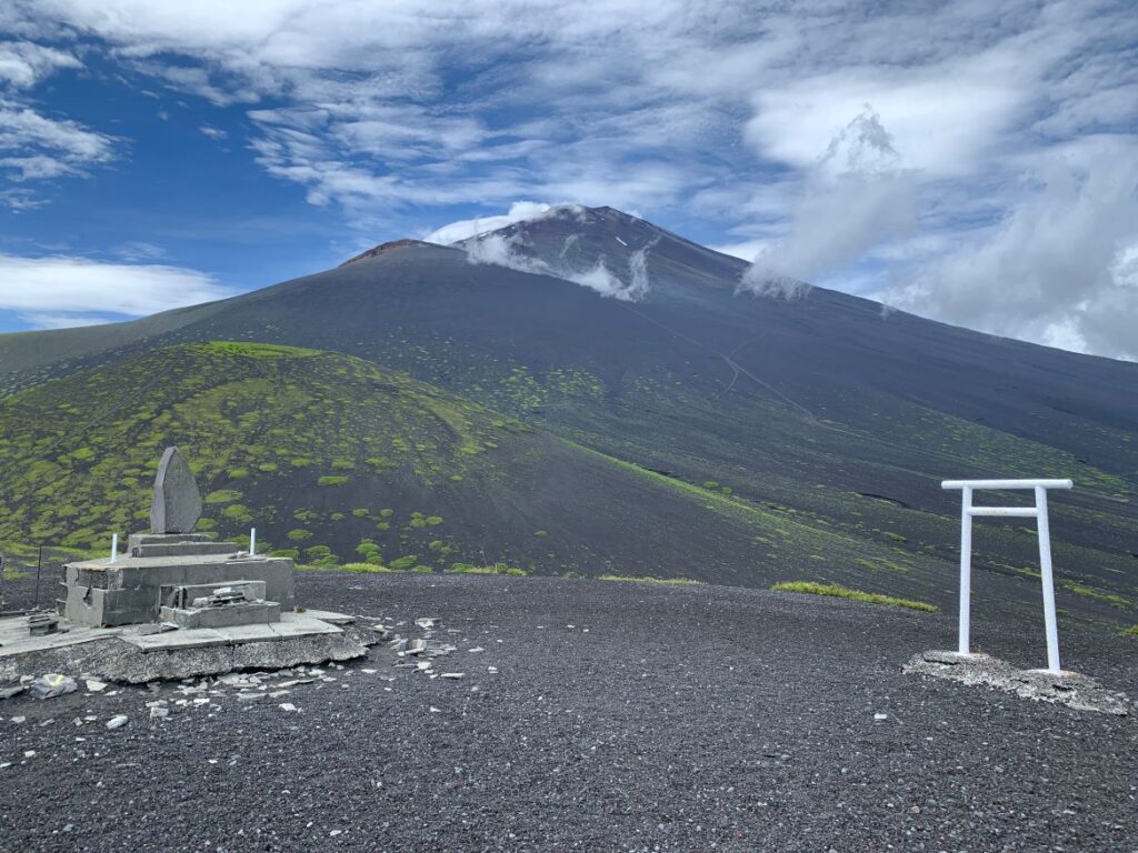 Shizuoka Guide East Fuji Nature Hike Private Tour Peak of Futatsuzuka