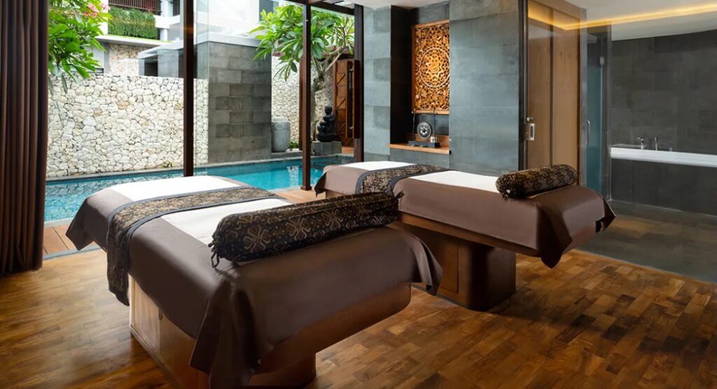 anantara uluwatu treatment room pool view 1120x608 copy