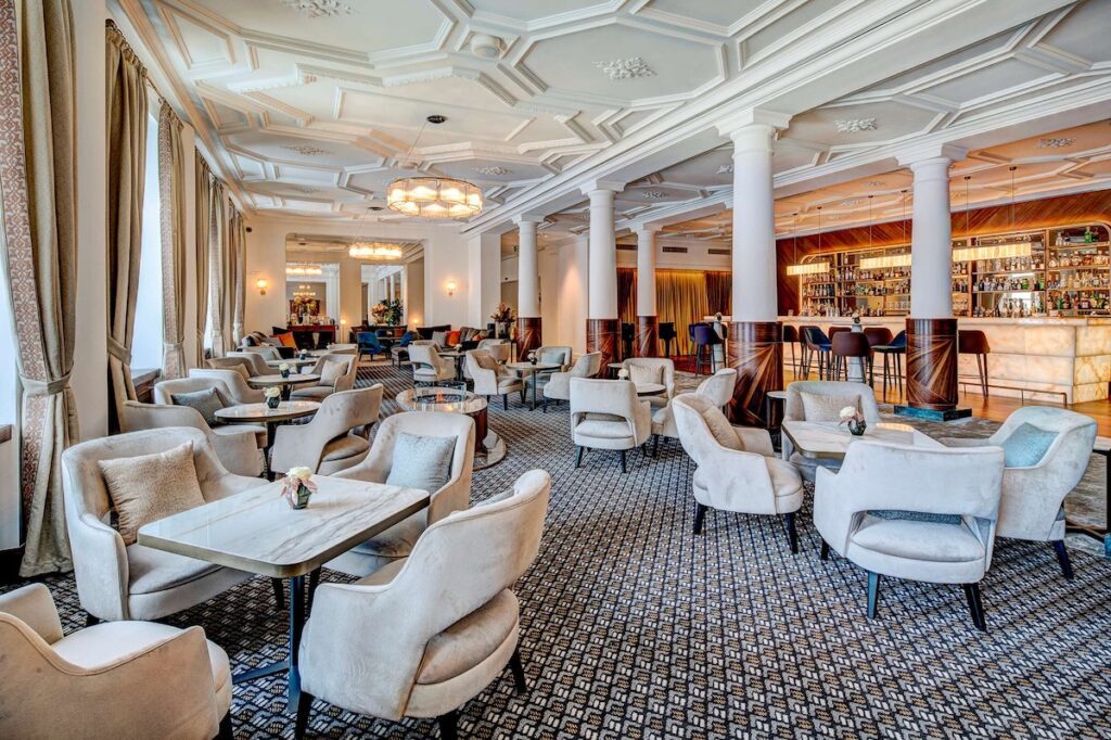 grand hotel des bains bar